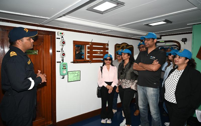 a-visit-to-the-headquarters-of-the-western-naval-command (4)